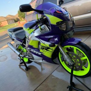 CBR motorcycle wash and wax - mobile detialing - edmone oklahoma